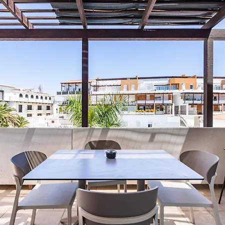 Home2book Relaxing Getaway With Terrace & Pool Σαν Μιγκέλ ντε Αμπόνα