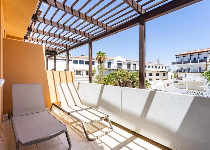 Home2book Relaxing Getaway With Terrace & Pool דירה סן מיגל דה אבונה