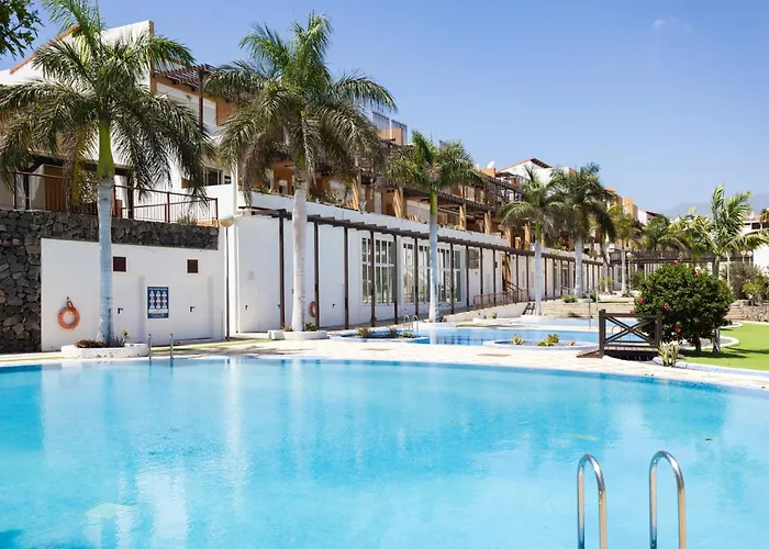 דירה Home2book Relaxing Getaway With Terrace & Pool סן מיגל דה אבונה