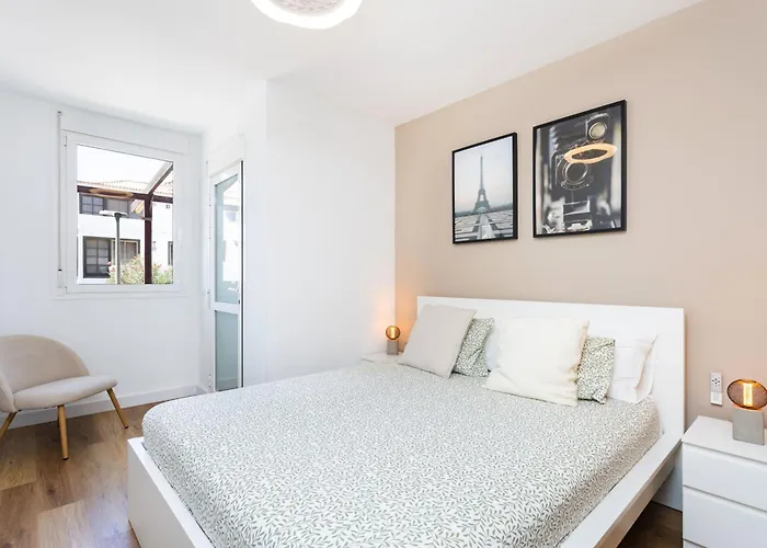 Home2book Relaxing Getaway With Terrace & Pool Appartement *